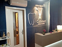 Dr Hadjadj Sarra+Dentist Dr Hadjadj Sarra+Dentist