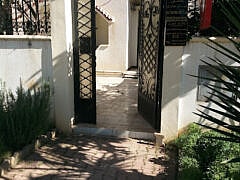 Dr Tayeb bey-Dentist Dr Tayeb bey-Dentist