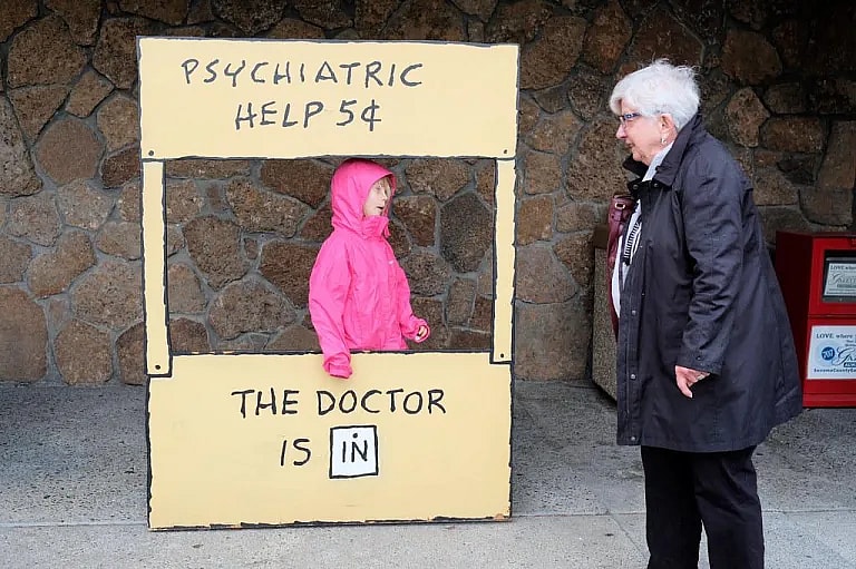 What is Psychiatric Medication Review: Overview, Benefits, and Expected Results