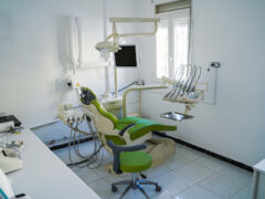Dr Hassani+Dentist